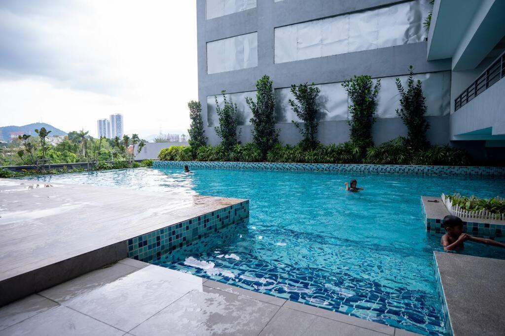 Neu By Cozy Unit L20rb Near Klcc & Jelatek Lrt Apartemen Kuala Lumpur