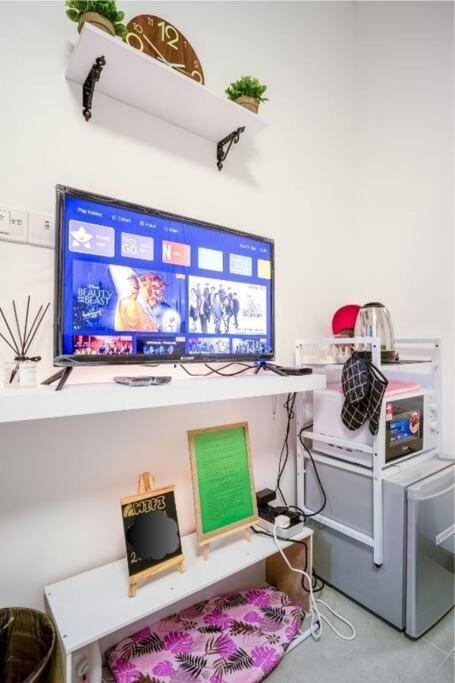 Pangsapuri Neu By Cozy Unit L20rb Near Klcc & Jelatek Lrt Kuala Lumpur